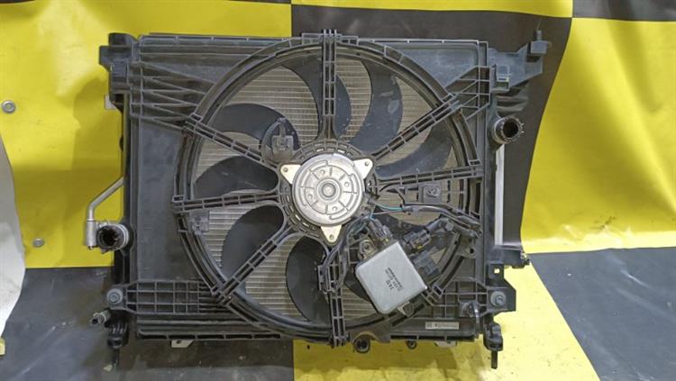 Радиатор основной Ниссан Нот в Бердске 105188